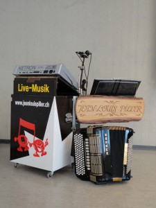 Bild mit Instrumenten